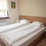 Apartament Seasons Gardens Borowec